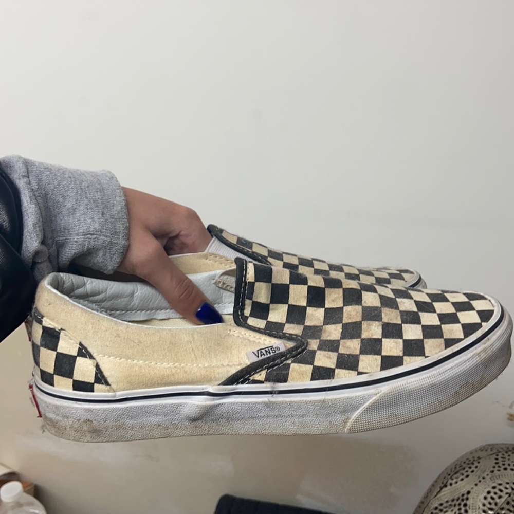 Checkered vans l